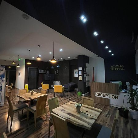 Hotel Alysa קורצ'ה מראה חיצוני תמונה