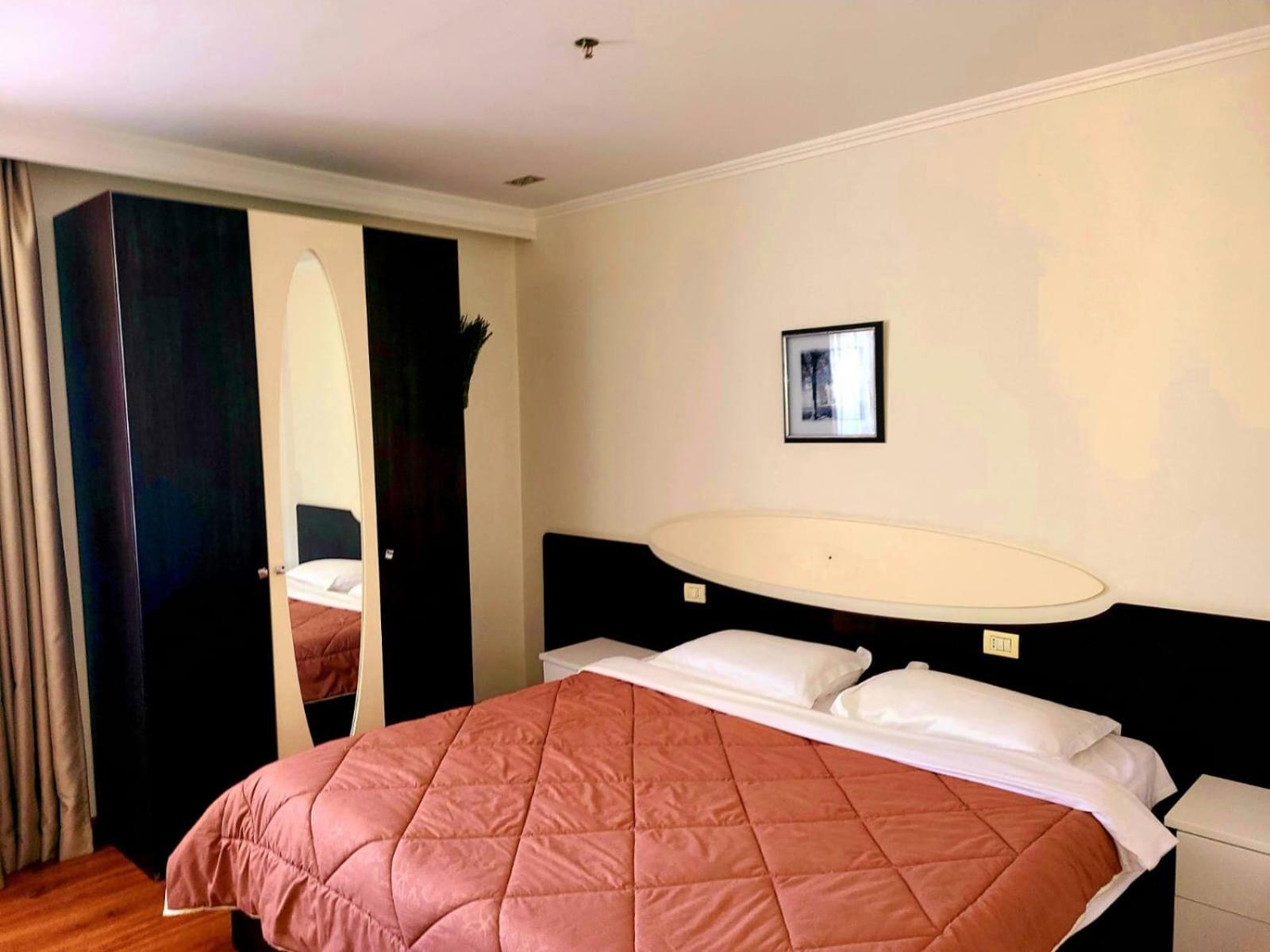 Hotel Alysa קורצ'ה מראה חיצוני תמונה